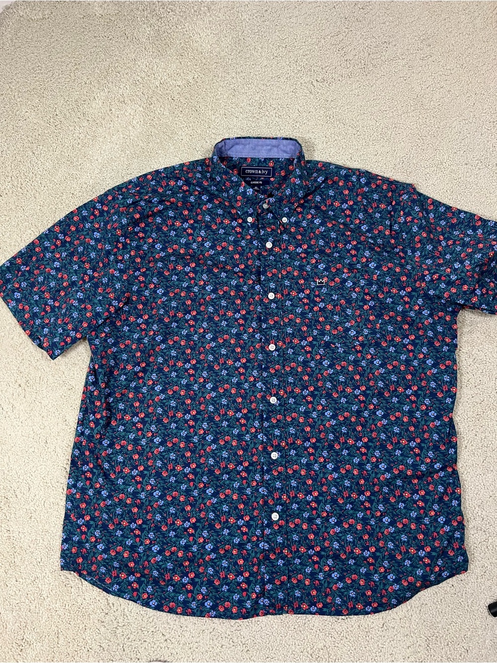 crown & ivy Navy Floral Short-Sleeve Button-Up Shirt